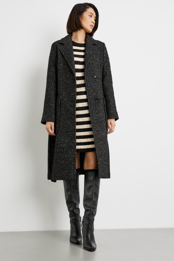Пальто с пайетками
