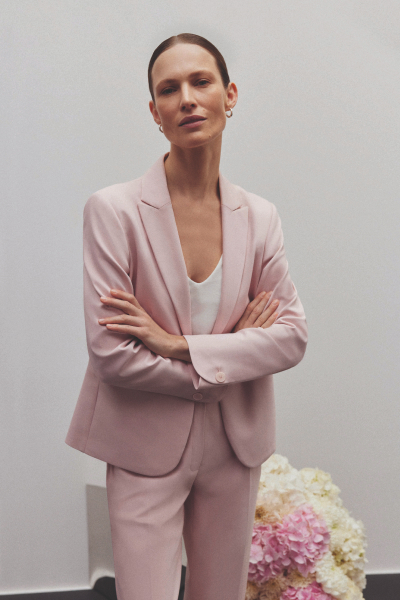 Жакеты и жилеты